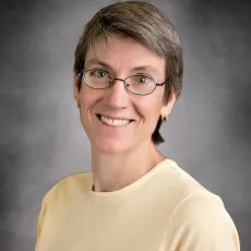 Portrait of Theresa Simmons, CRNA