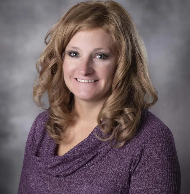 Portrait of Heather Hanna, FNP